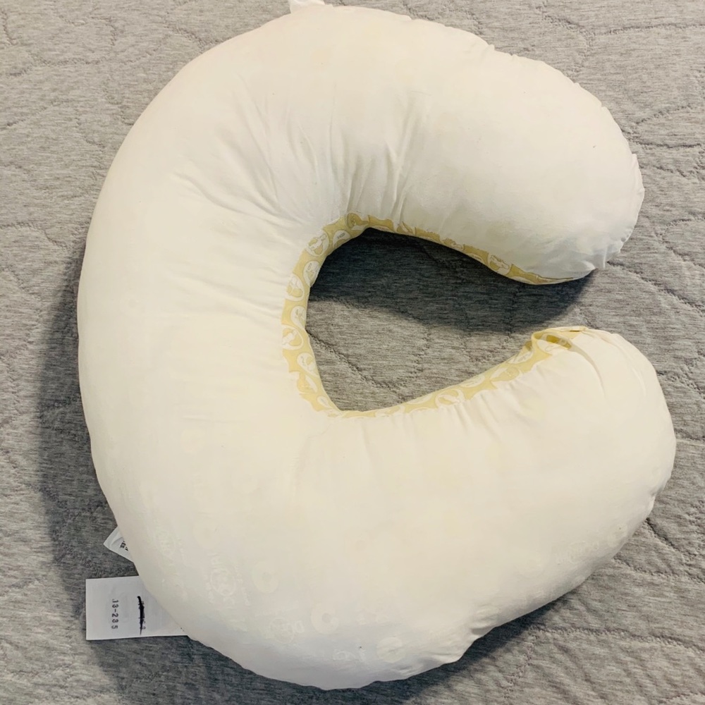 🍼 Boppy Pillow with two covers! 🍼